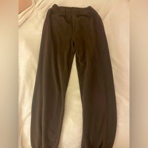 Aritzia Brown Sweatpants